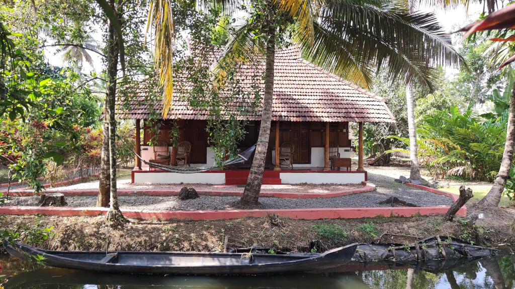 Bungalow with small board in Alleppey Kerala