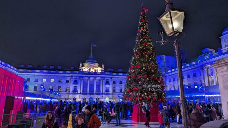 London Christmas Guide 2026: Lights, Markets & Ice Skating